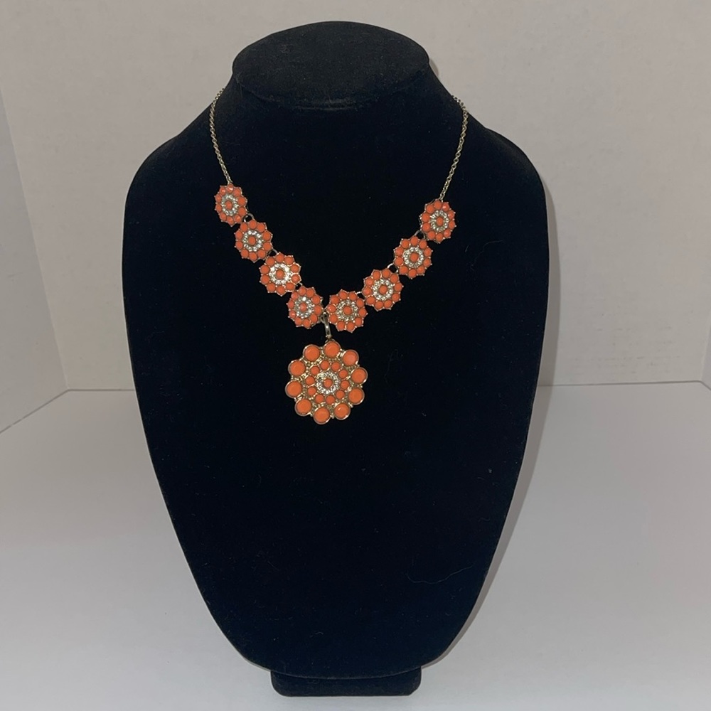 NWOT Premier Designs Necklace